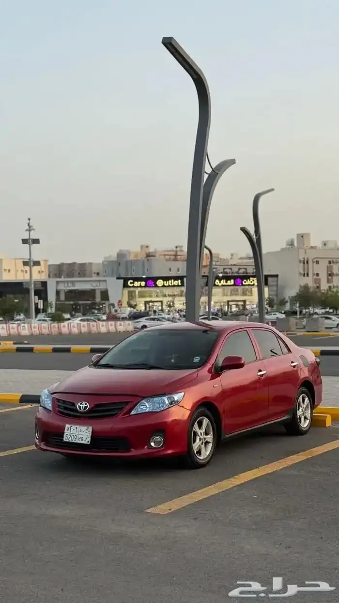 سياره تيوتا كورولا 2013 1