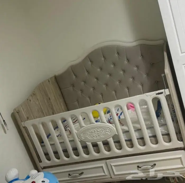 سرير أطفال 0