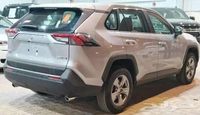 تويوتا راف فور ال اي ستاندر بدون دبل 2025 رمادي وفضي 11