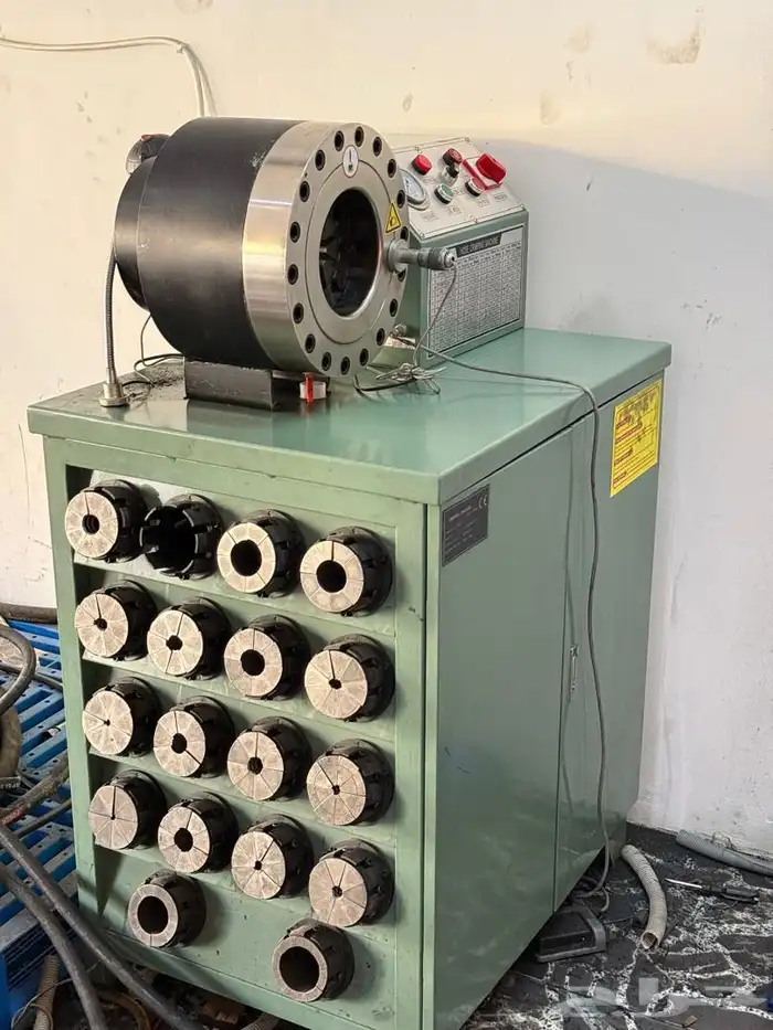 للبيع مكبس هيدروليك مع البضاعة 4