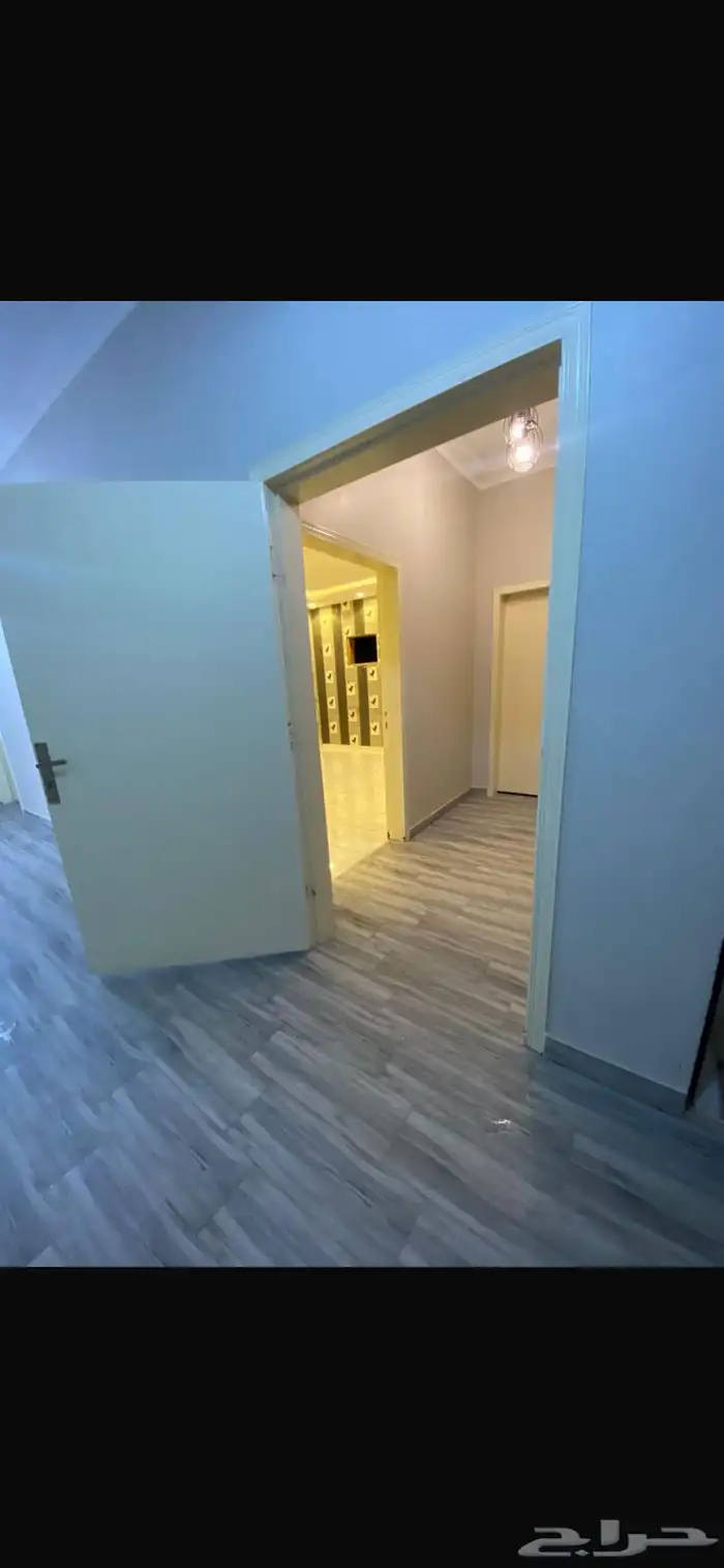 شقه للايجار حي الجنادريه 6