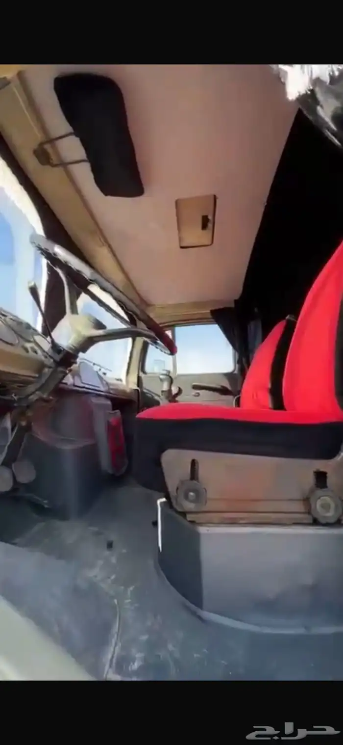 وايت عايدي بوز جفالي اساس موديل 1983 فكسه من نوادر السيارات 2