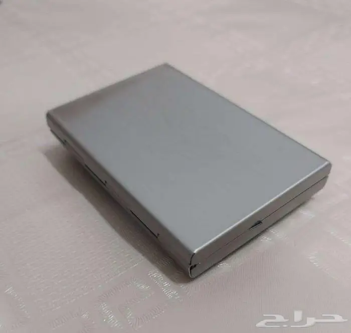 محفظة بطاقات معدنية 10