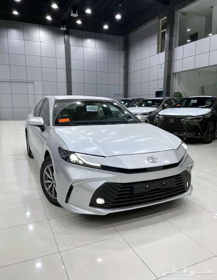 تويوتا كامري E هايبرد 2025 سعودي اقل سعر كاش وبنوك 3