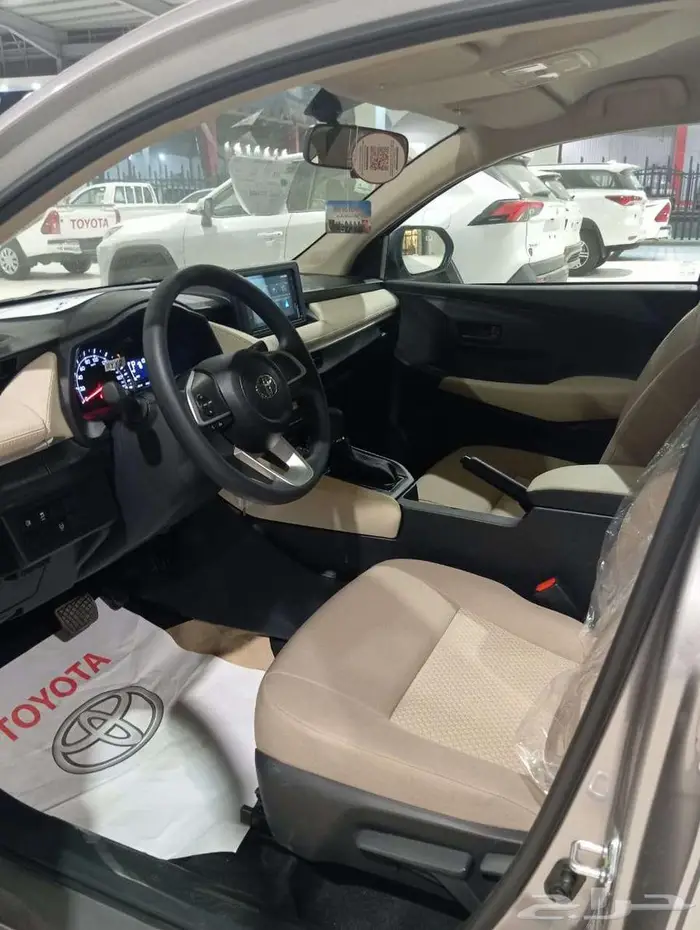 تويوتا يارس واي ستاندر 2026 4