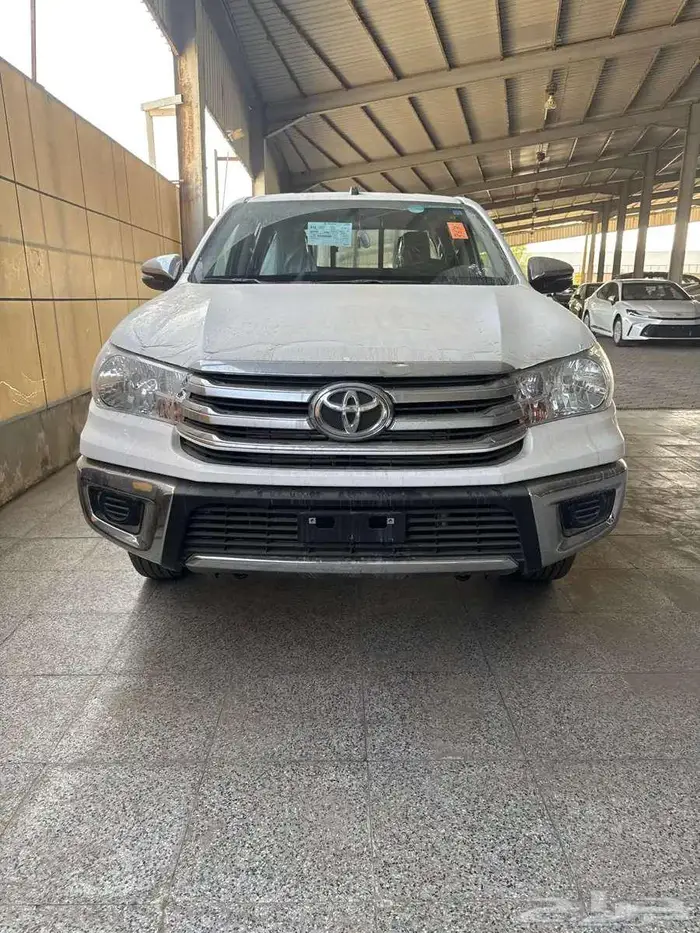 تويوتا هايلوكس غمارتين ديزل GLموديل 2025 عرض الجزيره 2