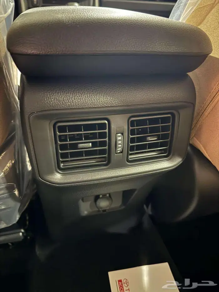 تويوتا راف فور LE بنزين ستاندر دفع رباعي 2025 سعر 103095 6