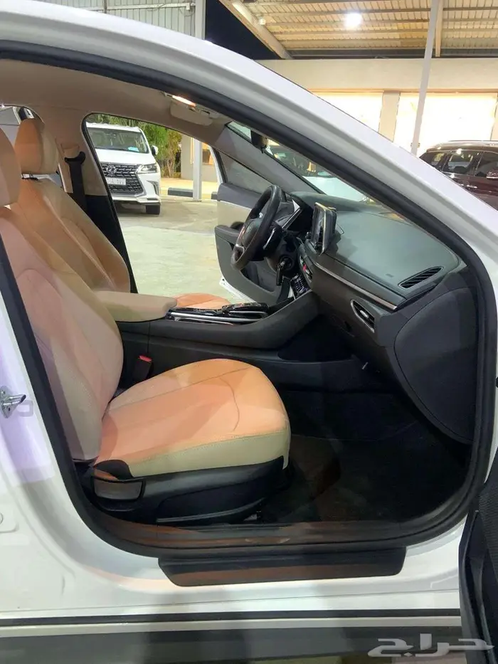 هيونداي سوناتا 2021 مستورد كوري بنزين شاشه كاميرا 2.0 16