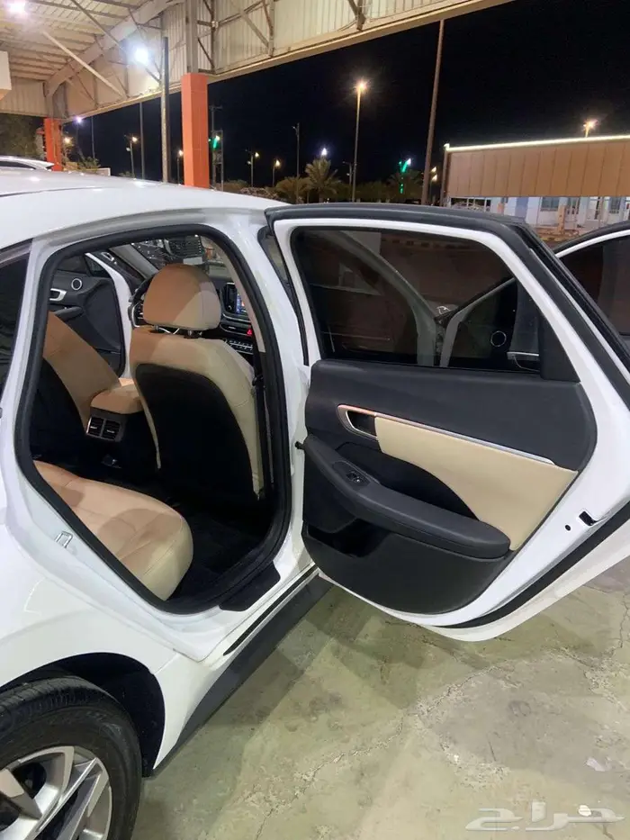 هيونداي سوناتا 2021 مستورد كوري بنزين شاشه كاميرا 2.0 17