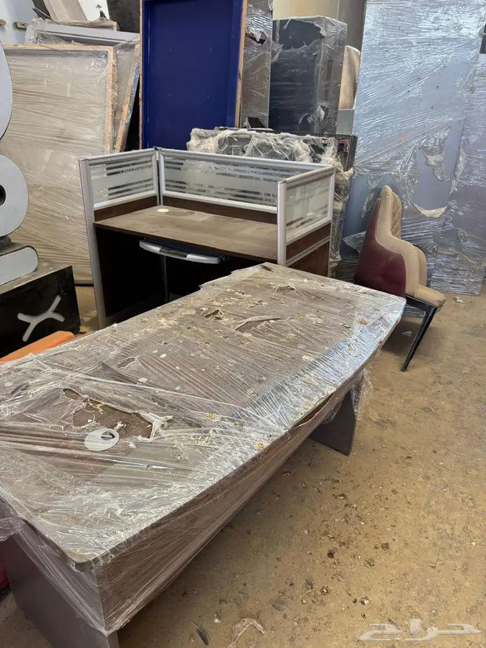 مكاتب خشبيه راقية بتصميم عصري 3