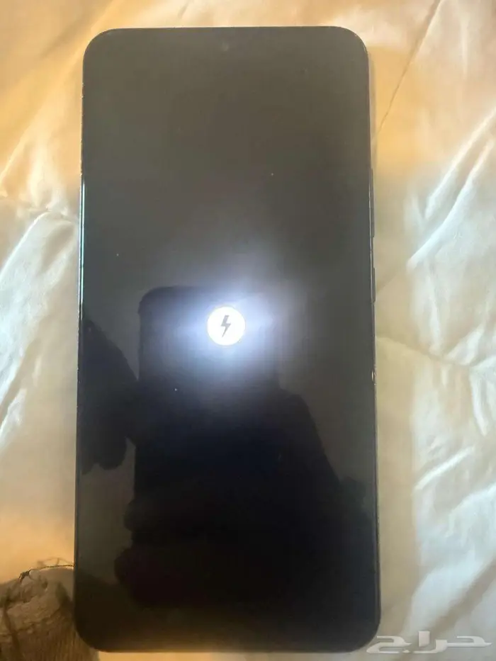 جالاكسي  s22 بحالة ممتازة 1