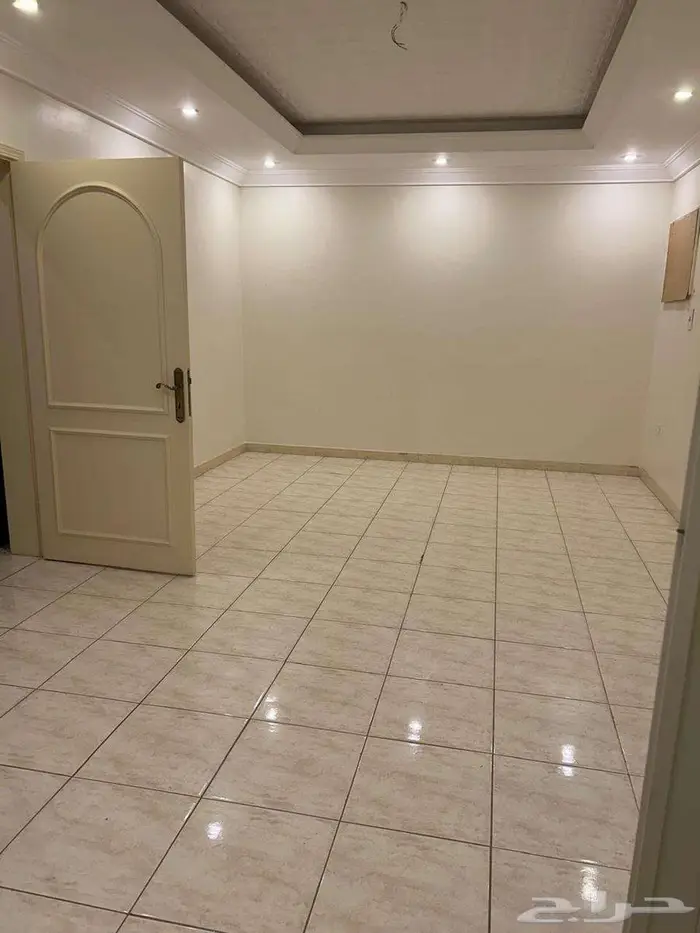 شقة في حي الفيصلية 1