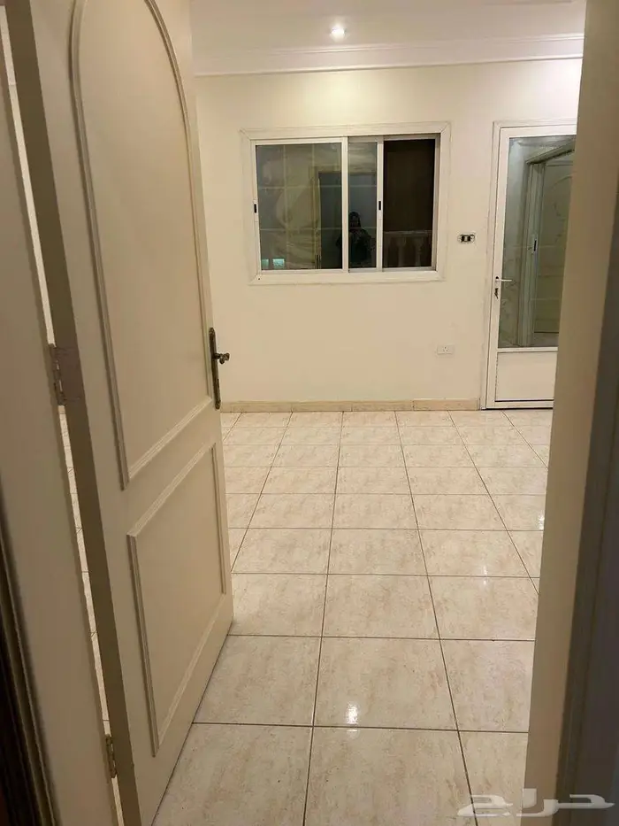 شقة في حي الفيصلية 6