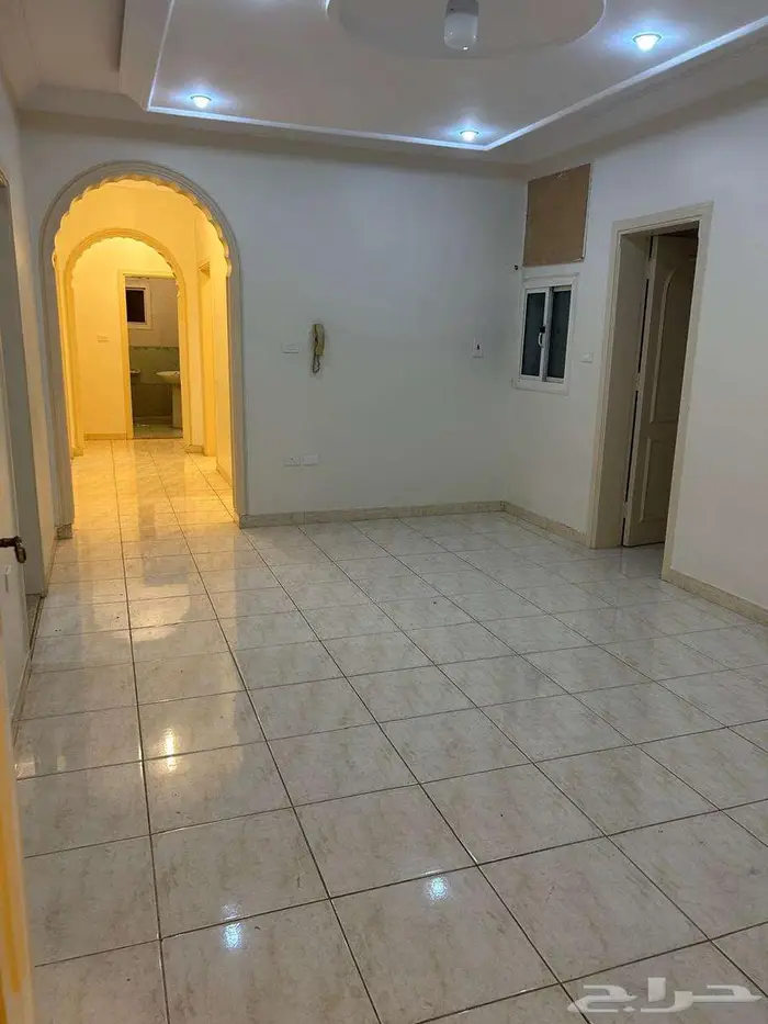 شقة في حي الفيصلية 11