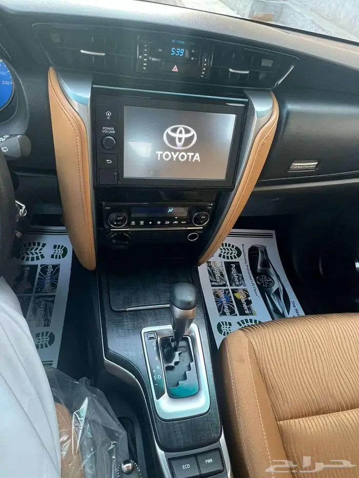 تويوتا فورشنر 2023 VX - سلندر 6 ماشي 25 الف فقط 11