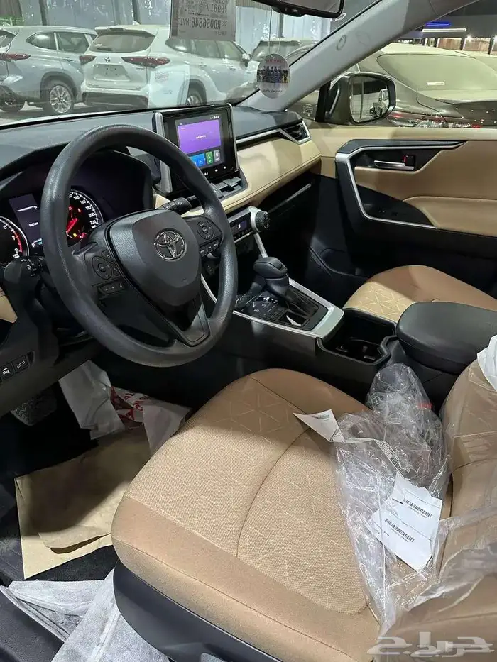 تويوتا راف فور XLE بنزين 2025 سعر 117470 10