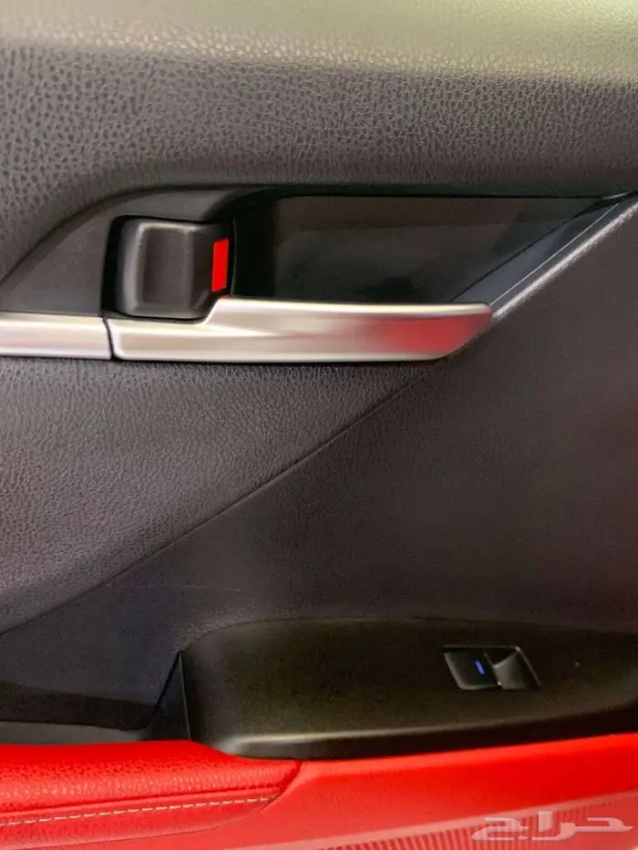 تويوتا كامري سبورت 2023 23