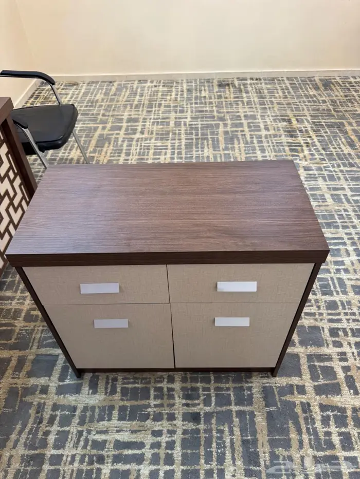 مكتب كامل مع كرسي 3