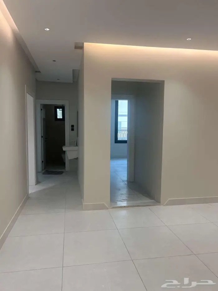 شقة مجددة بالكامل للإيجار السنوي 4