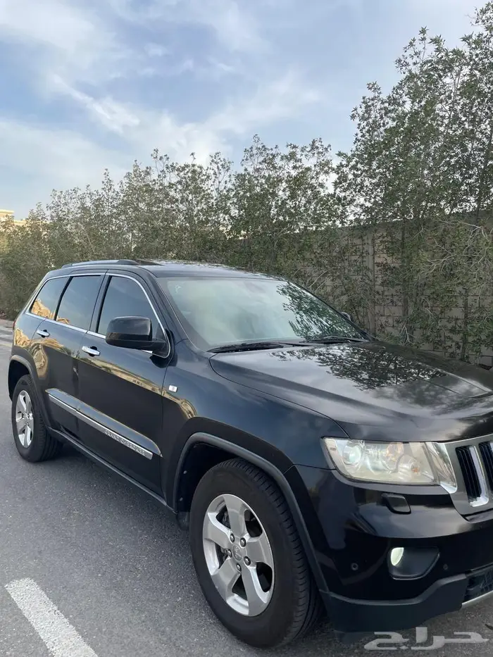 جيب جراند شروكي ليمتد 2013 8