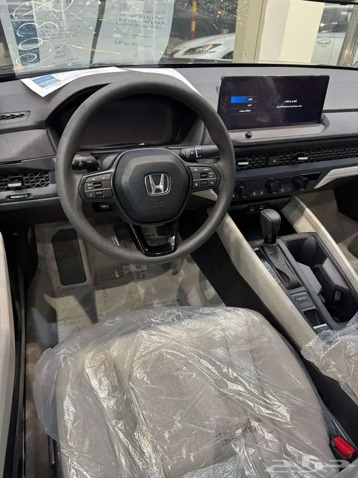 هوندا اكورد م 2025 نص فل - سعودي 4