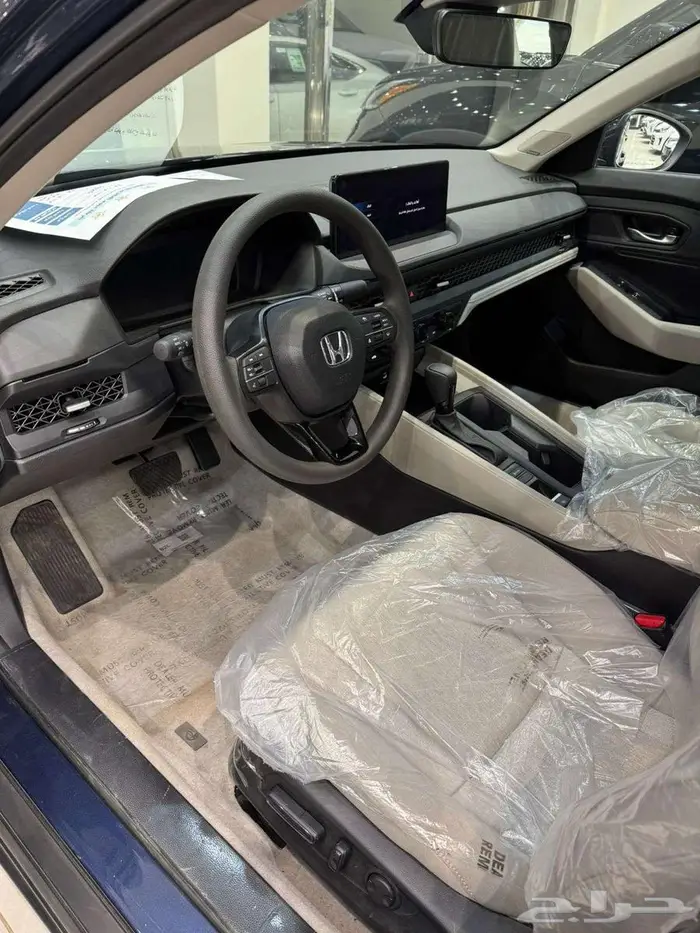 هوندا اكورد م 2025 نص فل - سعودي 5