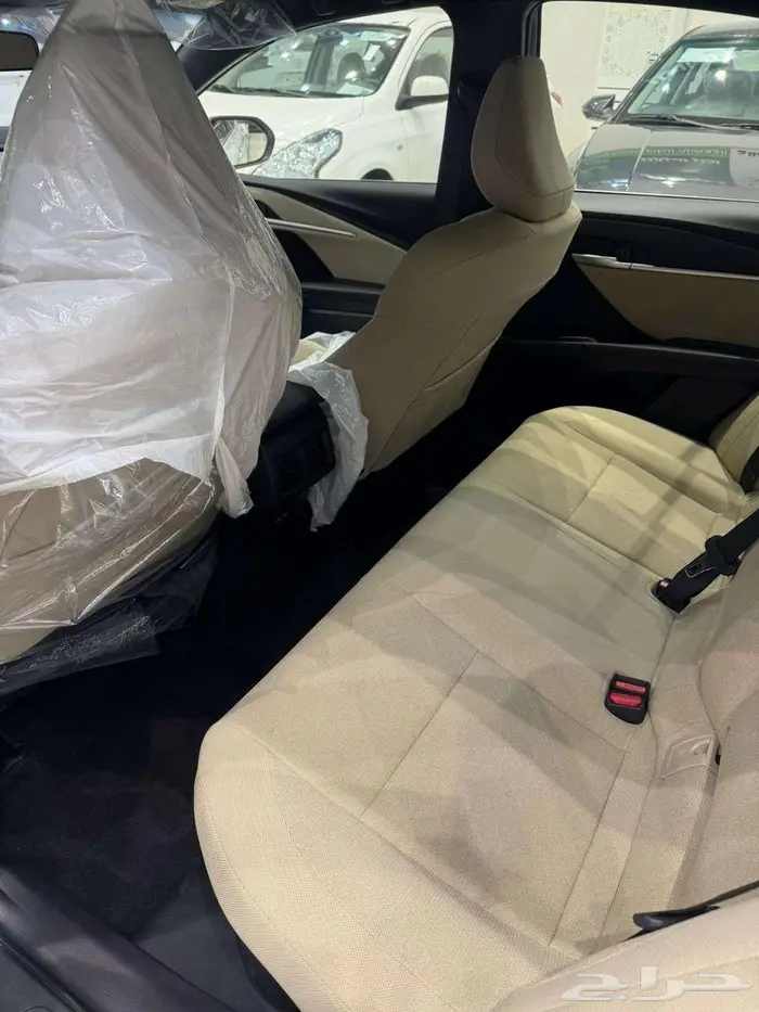 تويوتا كامري م 2025 ستاندر هايبرد E - سعودي 6