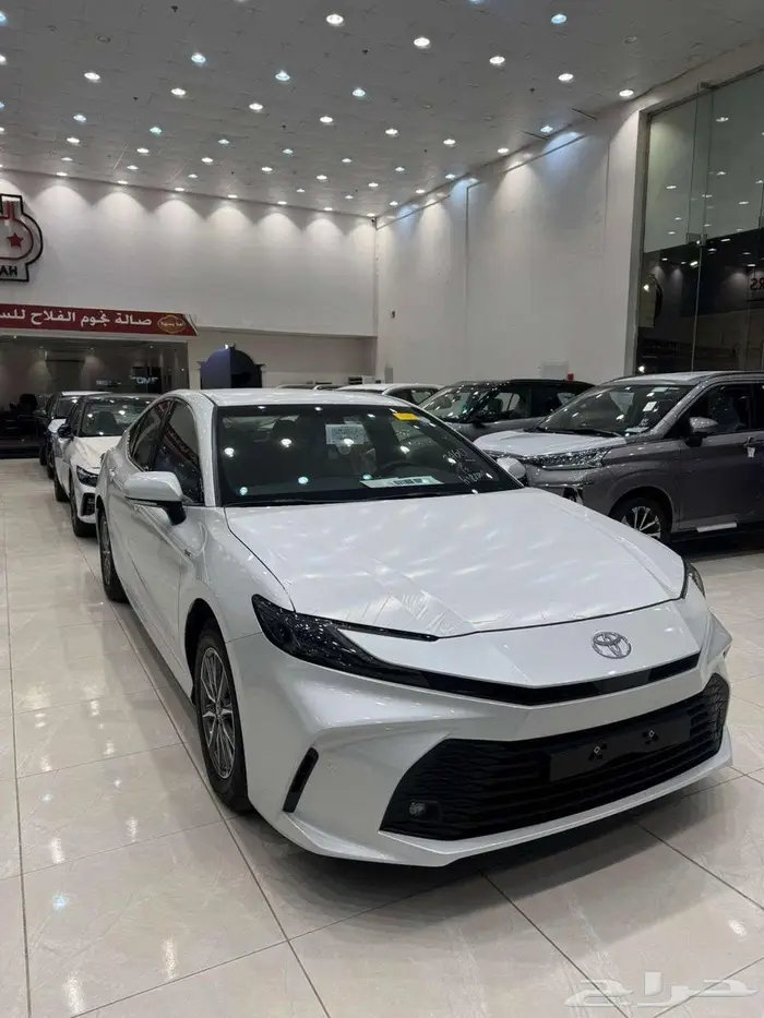 تويوتا كامري م 2025 ستاندر هايبرد E - سعودي 1
