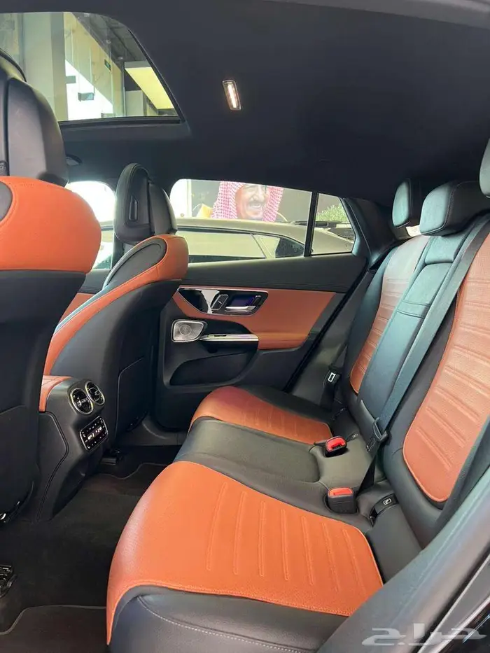 مرسيدس GLC 200 AMG 2024 كامل ب 298 الف 19