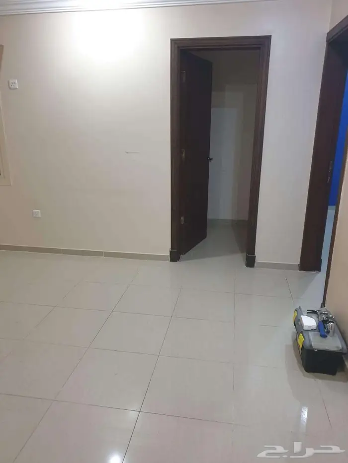 شقة واسعة في الشوقية للبيع 7