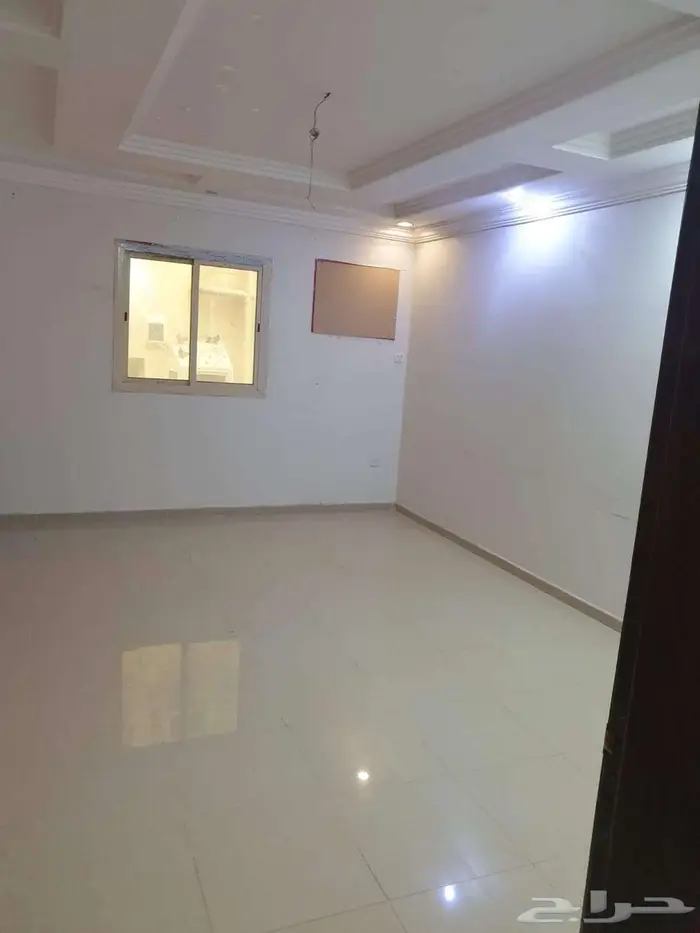 شقة واسعة في الشوقية للبيع 8