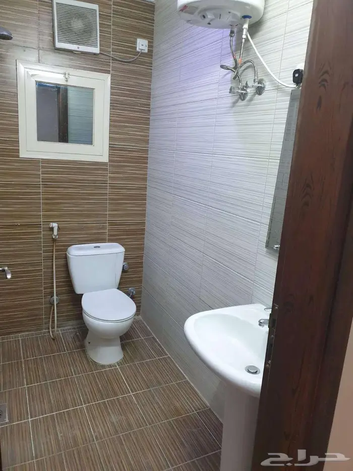 شقة واسعة في الشوقية للبيع 22