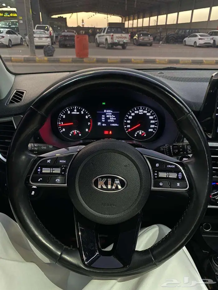 كيا سيلتوس 2022 عداد 114000 فل كامل بدون فتحة 12