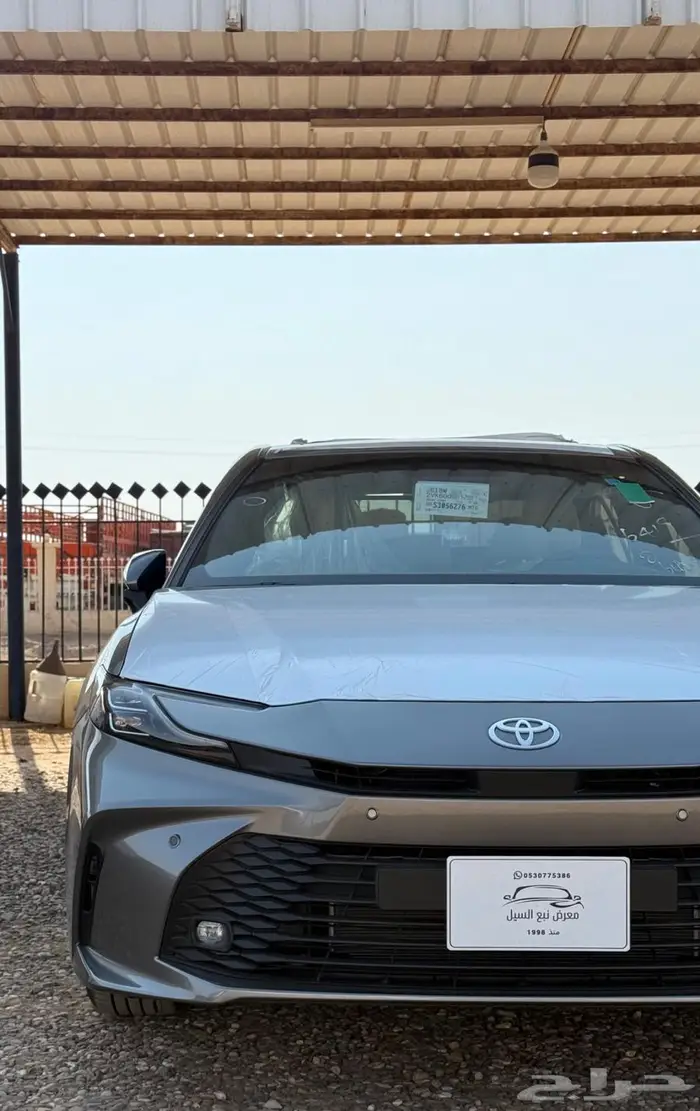 تويوتا كامري 2025 LE سعودي تيتانيوم 5