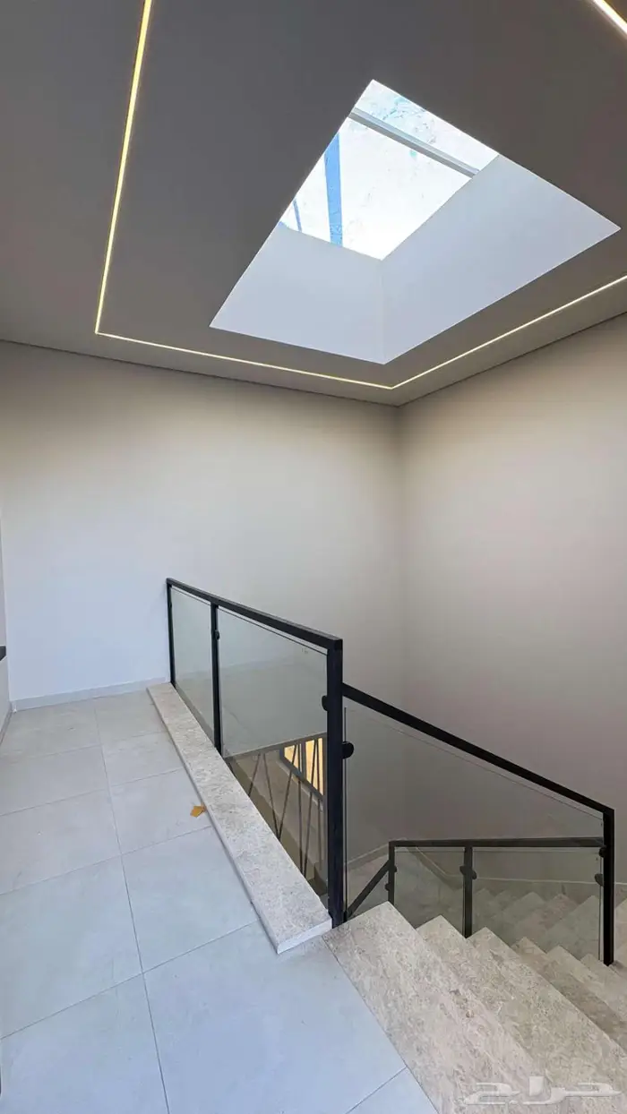 شقة دور ثاني للبيع حي الرحمانية ( مصعد مطبخ راكب سطح داخلي ) 16