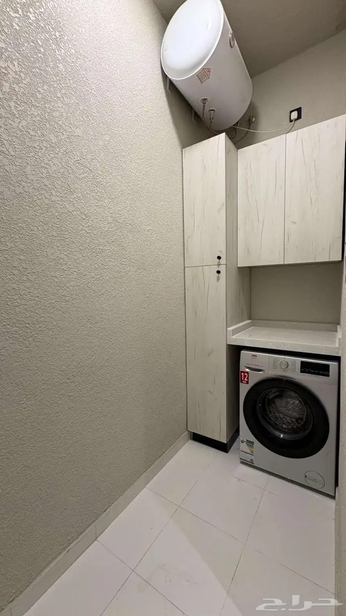 شقة دور ثاني للبيع حي الرحمانية ( مصعد مطبخ راكب سطح داخلي ) 10