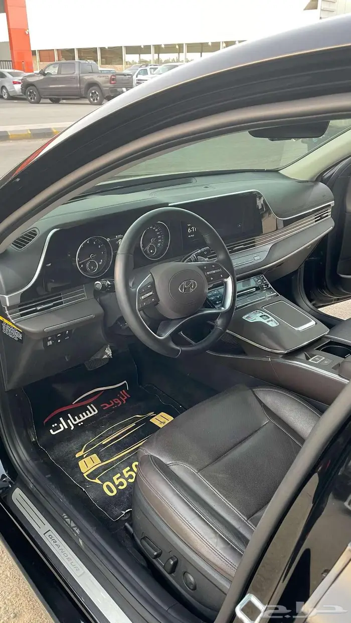 هونداي ازيرا 2020 بنزين عداد 141000 8