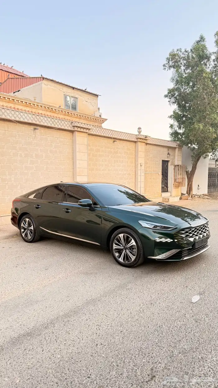 كيا K8 2023 ( بنزين) v6 فل كامل بحالة الوكاله 2