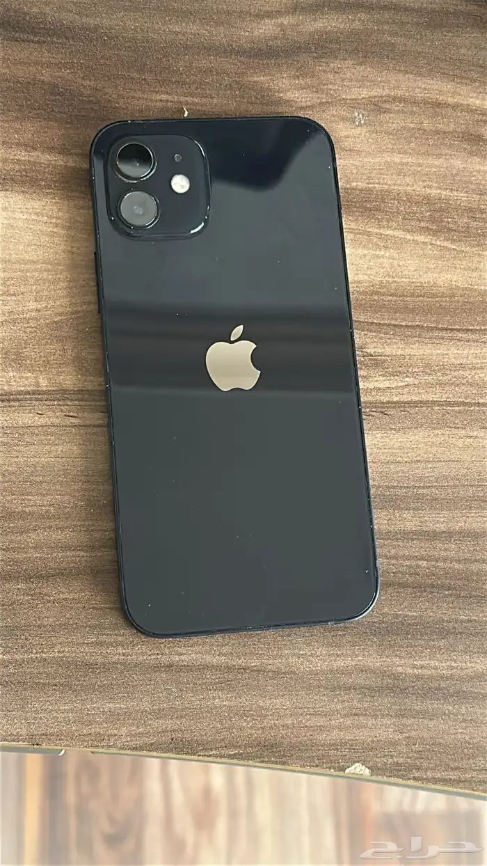 ايفون 12 العادي بيع مستعجل مع شاحن وفيش 1