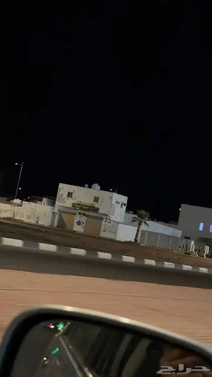 محل مواد بناء وسباكة للتقبيل 0