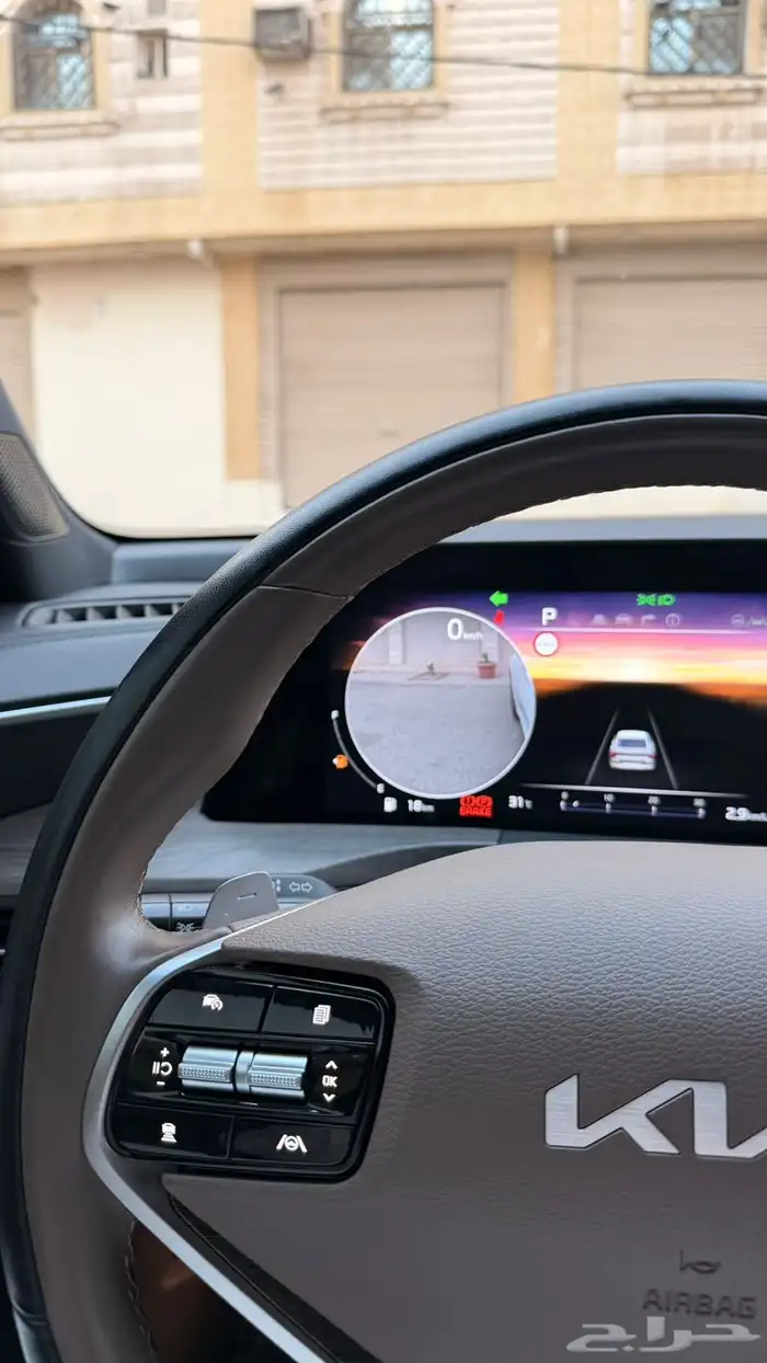 كيا K8 2022 ( بنزين) فل اوبشن 14