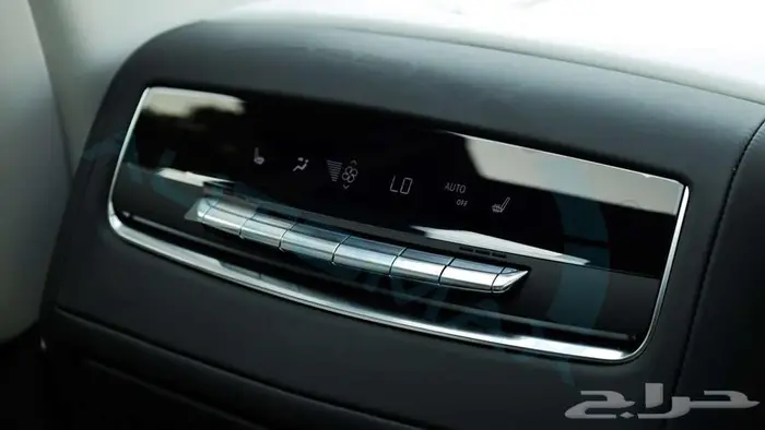 كاديلك اسكاليد 600 Sport Platinum 2025 اصفار مع ضمان 32