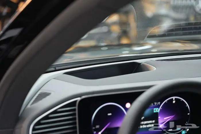 مرسيدس GLS 450 بريميوم بلس موديل 2026 أصفار خليجي أسود بني 12