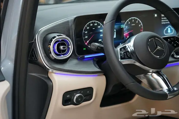 مرسيدس V 300 موديل 2026 أصفار خليجي رمادي ألبين أبيض 7