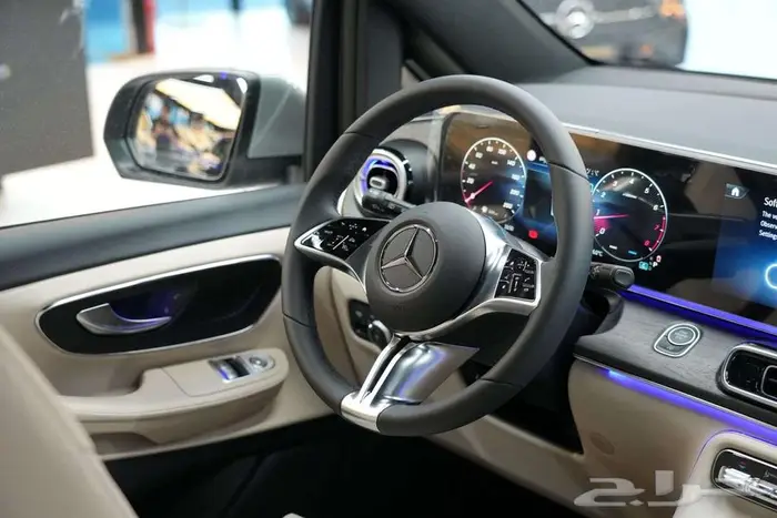 مرسيدس V 300 موديل 2026 أصفار خليجي رمادي ألبين أبيض 10