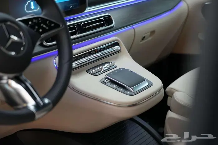 مرسيدس V 300 موديل 2026 أصفار خليجي رمادي ألبين أبيض 11