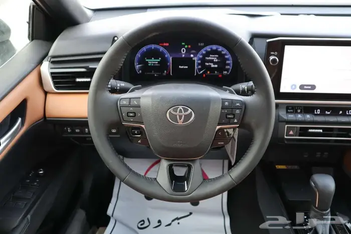 تويوتا كامري جميع المواصفات هايبرد وبنزين اقل سعر بجده 18