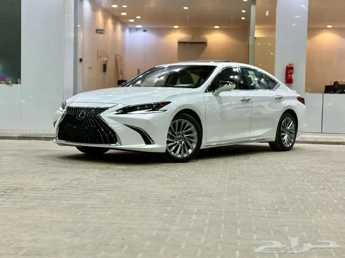 لكزس ES 300 HH موديل 2025 - عرض نهايه العام 21