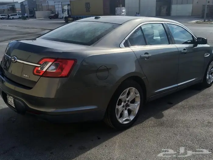 فورد تورس 11