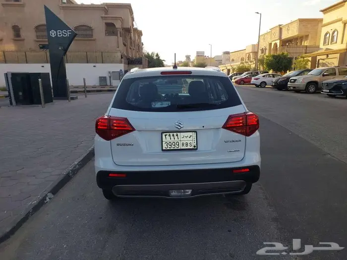 سيارة فيتارا 2019 نصف فل دبل للبيع ( قابل التفاوض ) 6